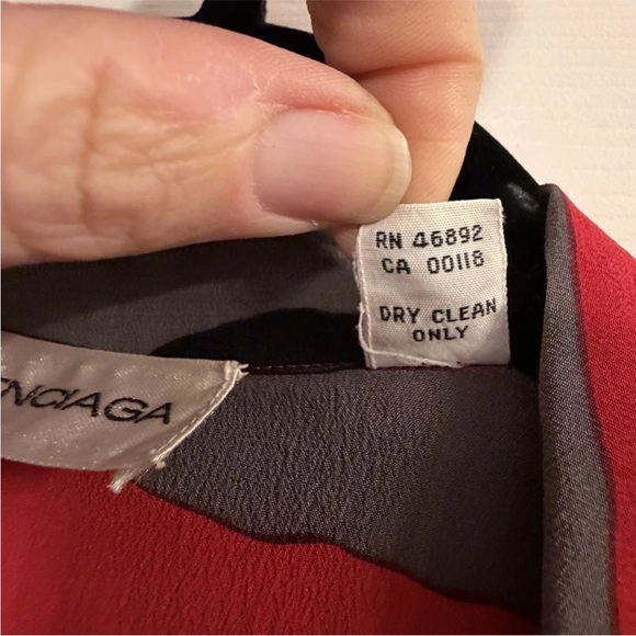 Vintage Balenciaga 100% Silk Abstract Print Button Front Blouse Size 12 - Picture 4 of 8